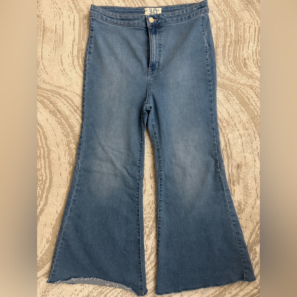 We The Free THIRTY Women’s Flare Stretch Blue Jeans - Size US 30 UK 14